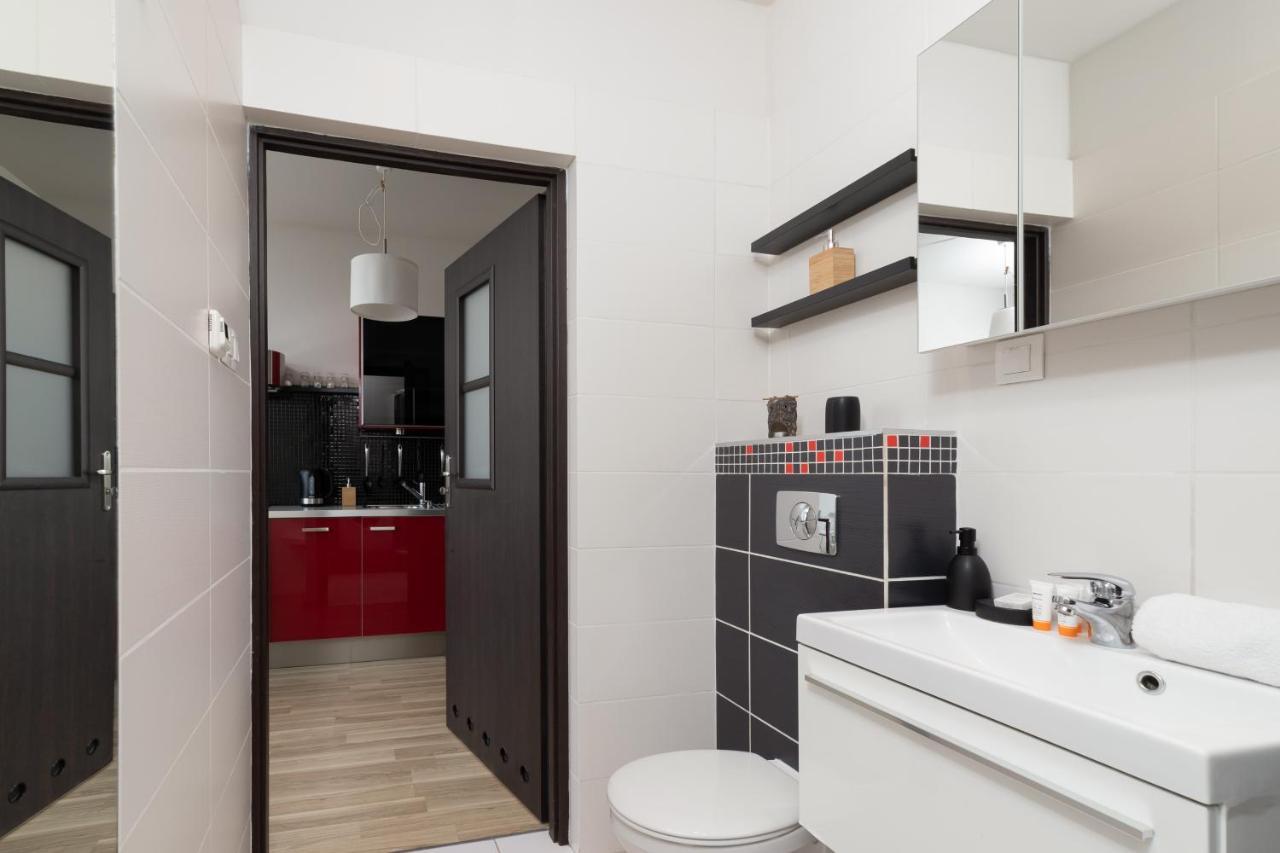 Lea Apartments Krakow Krowodrza By Noclegi Renters Exteriör bild